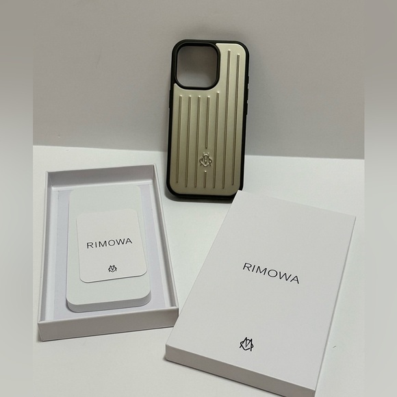 Rimowa Iphone Case Aluminum For Iphone 16 Pro Max TITANIUM - Picture 2 of 8